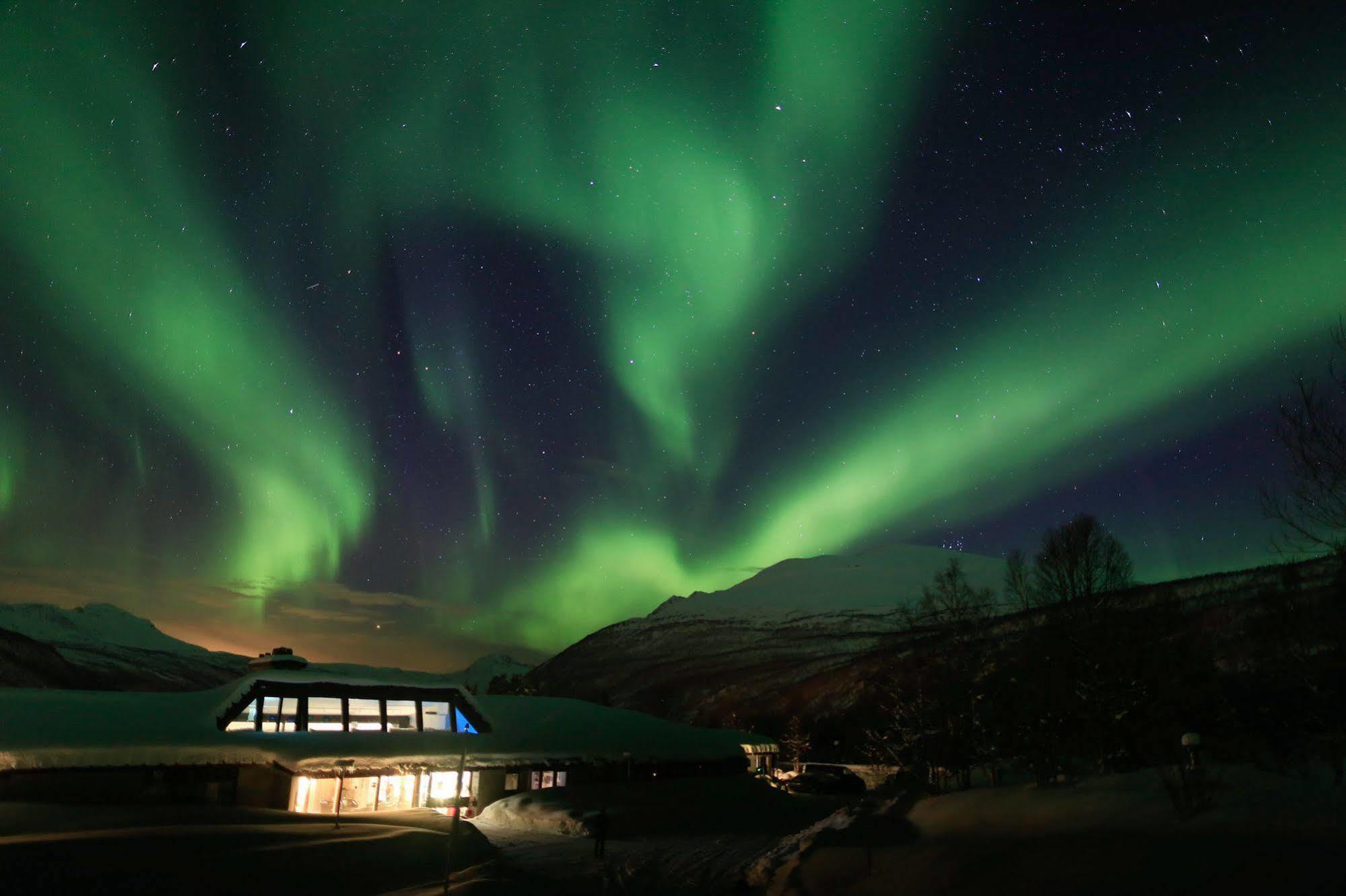 Fjellkysten Hotel Tennevoll Exterior photo